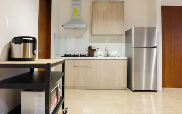 Spacious Elegant 3br Veranda Residence @ Puri Apartment
