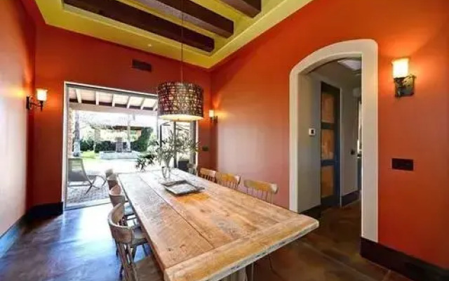 Paradise Valley Homes