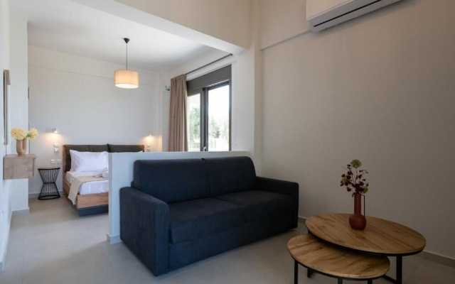 A V Luxury Apartments with Private Pools