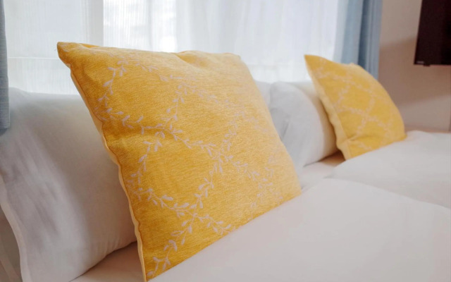 Triphome Tateishi New open/2 single beds/big table/300M WiFi