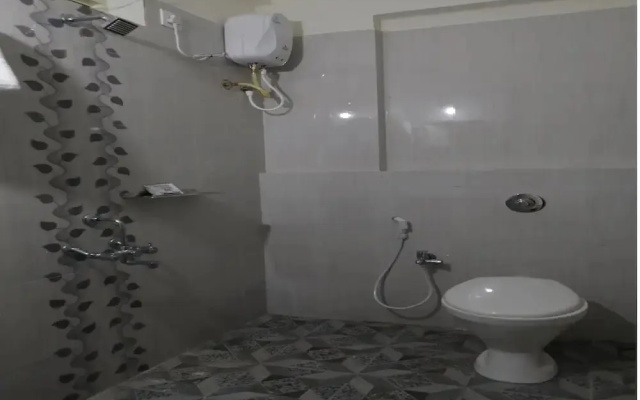 Rachana Palace by OYO Rooms