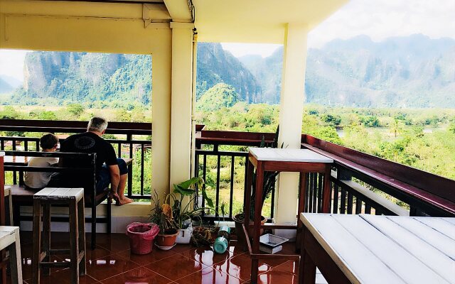 Mountain View Riverside Boutique Hotel