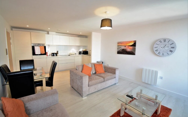 Kennet House Superior Serviced Apartment