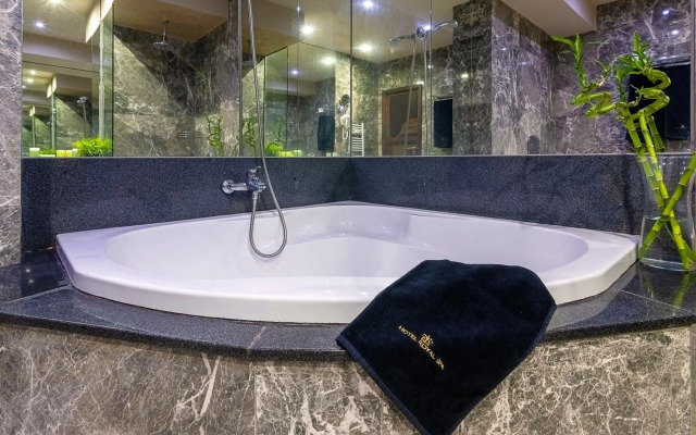 Royal Spa Hotel