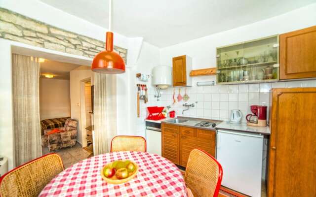 Apartment Reisman / One Bedroom A1