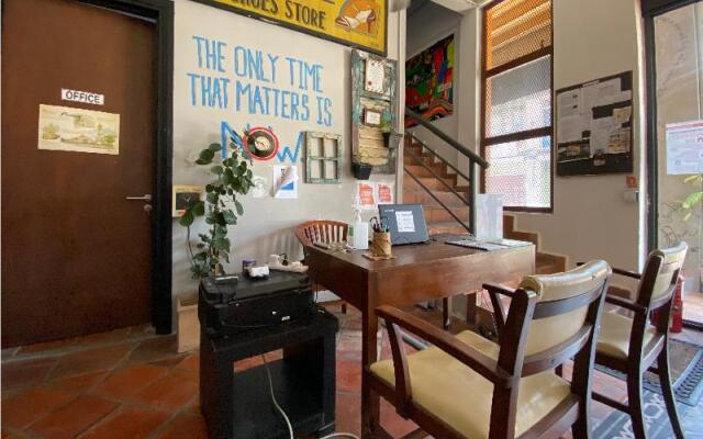 SPOT ON 90194 Lincoln's Backpacker's