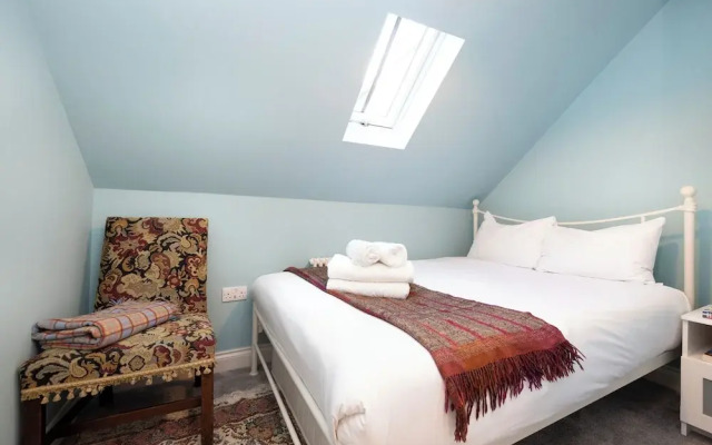 Inviting Flat near City Centre