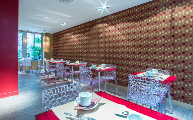 Hôtel Moulin Plaza by Happyculture