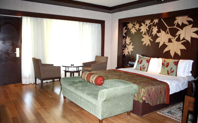 The Lalit Grand Palace Srinagar