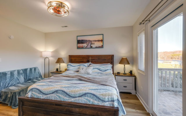 Dog-friendly Condo on Smith Mountain Lake