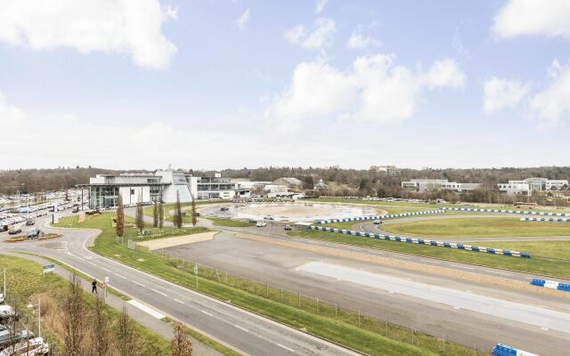 Brooklands Hotel