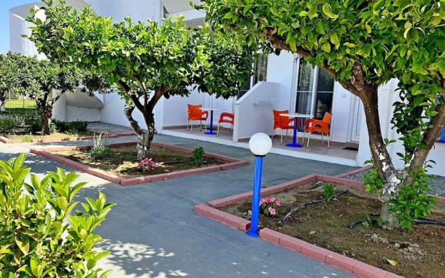Villa Maroula