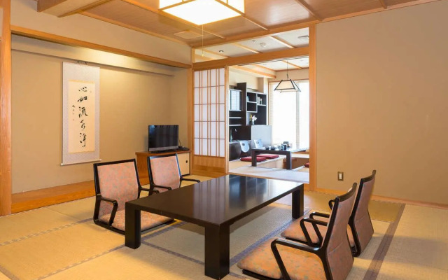 Satoyu Mukashibanashi Yuzanso Ryokan