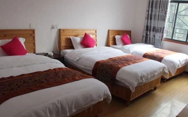 Zhangjiajie Stockaded Village Inn