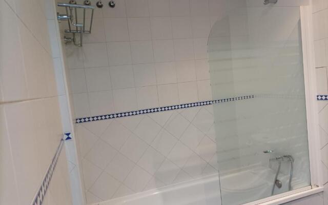 Moderno apartamento en conjunto residencial
