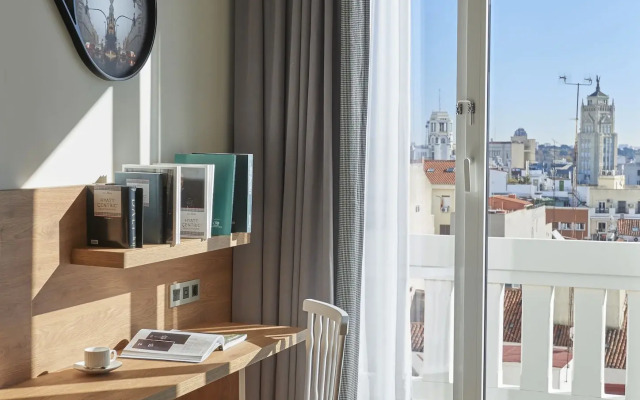 Hyatt Centric Gran Via Madrid Hotel