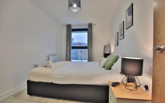 Manchester - 2-bed Apartment - Sleeps 4 - Wifi