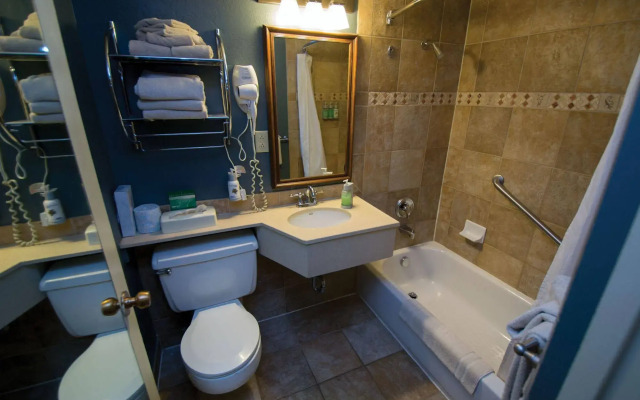 Kachina Lodge - Inside the Park