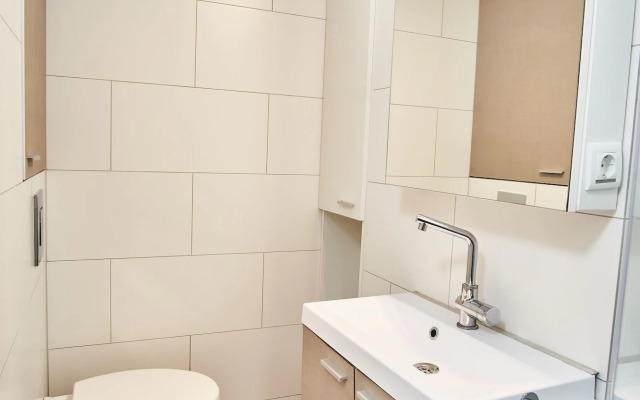 V27 Budapest Apartment