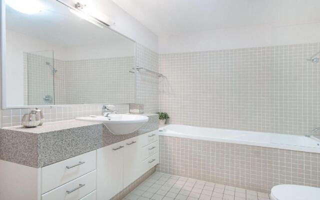 Grandview 307- Premium River and Ocean Views