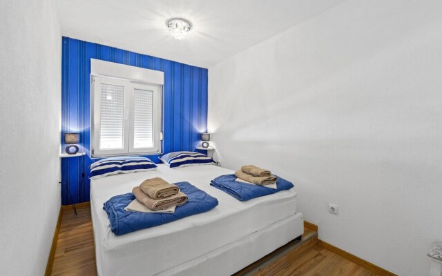 Nice Home in Vodice With Wifi and 4 Bedrooms