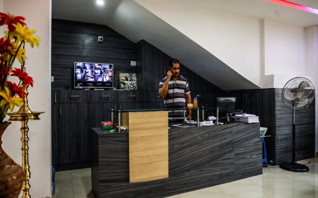 Mayflower Residency By OYO Rooms