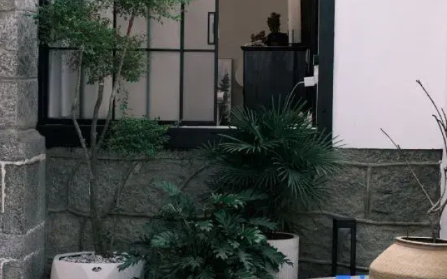 Heishi Hidden Corner Homestay