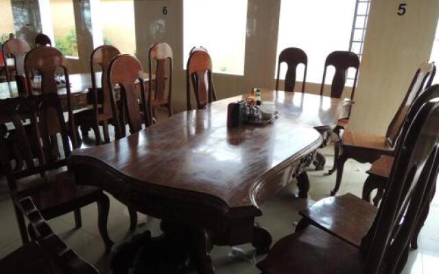 Oudom Sambath Hotel & Restaurant