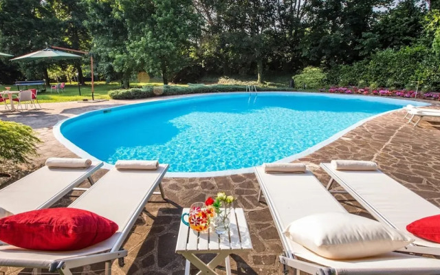 Villa Pina 8 2 in Sulbiate