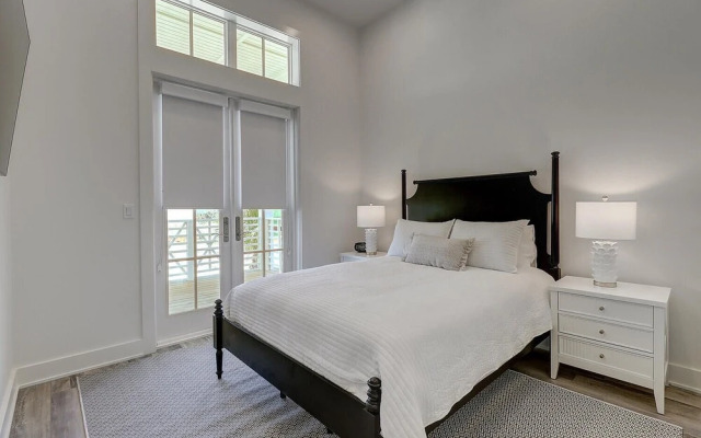 The Great White 306 DAR