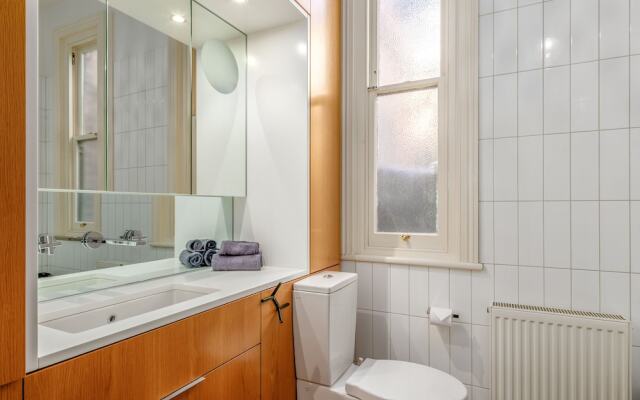 Spacious Cosy 3 bedroom House