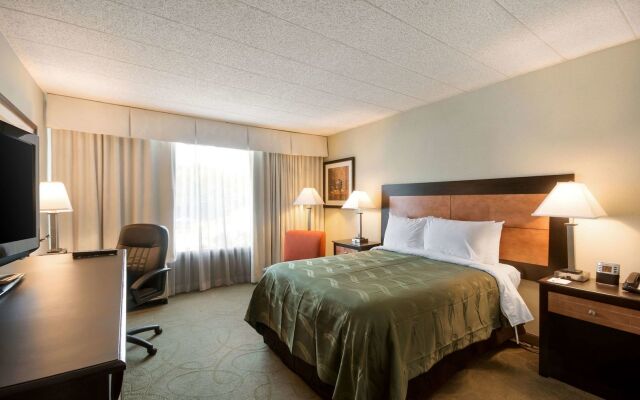 Chester Hotel & Conference Center