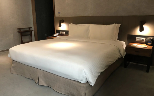 CHECK inn Taipei Nanjing