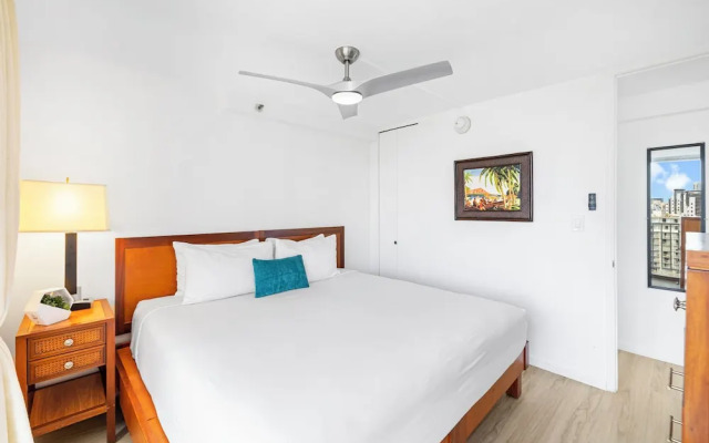 Pacific Monarch - 1 BR - Ocean & City Views