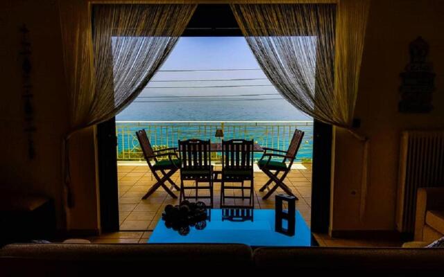 Derveni Seaside Apartments