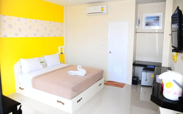 Burapa Beach Resort Chaolao