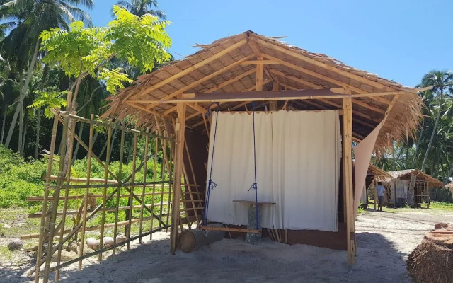 Backpackers Island Beach Camp - Adults Only