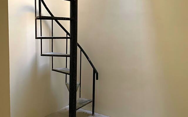 OYO Life 3082 Kost Putri Wonorejo