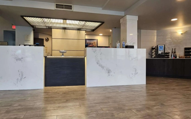 Edgewater Inn and Suites, Ascend Hotel Collection
