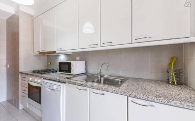 Gaia House - Apartamento Inteiro junto ao Metro