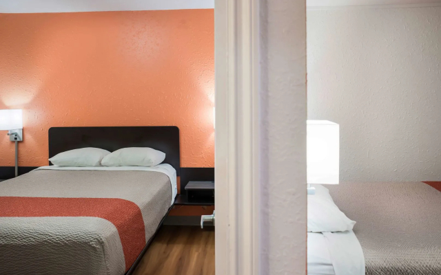 Motel 6 Fort St. John, BC