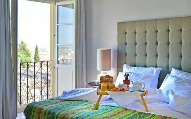 The Noble House Suites & Apartments