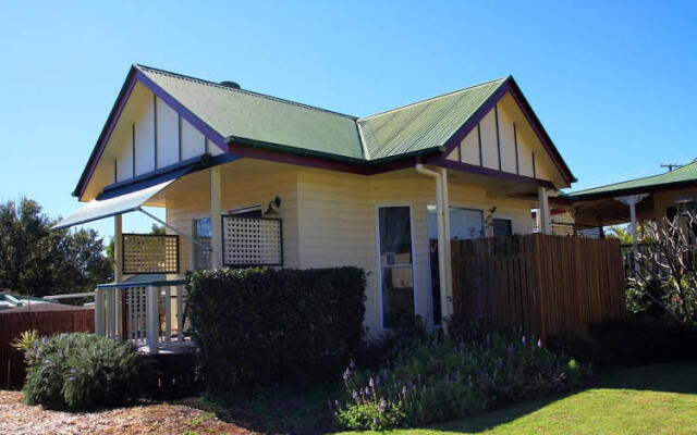 Rosevillehouse Bed & Breakfast