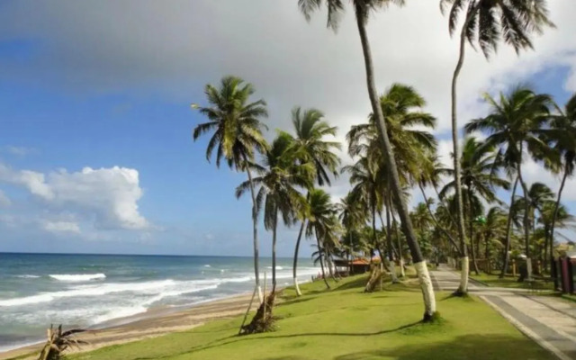 Triplex beira mar com 3 suítes