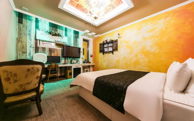 Raphael Hotel