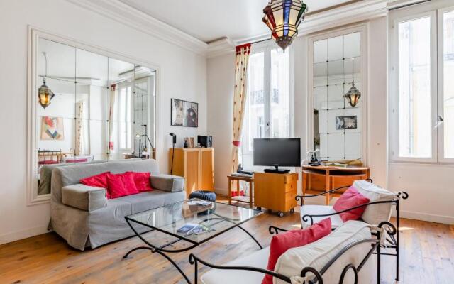 Appartement de grand standing, joliment décoré