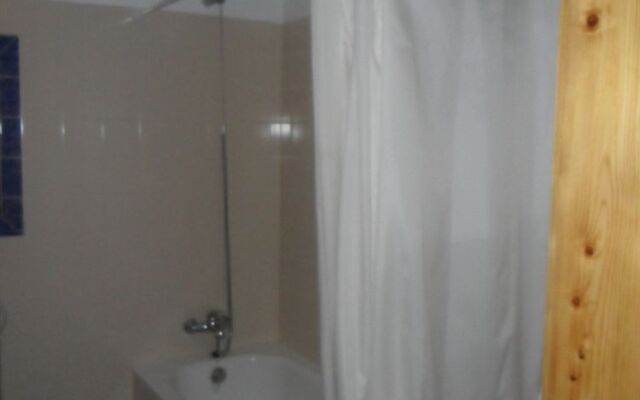 Monte Carvalhal da Rocha - Campground