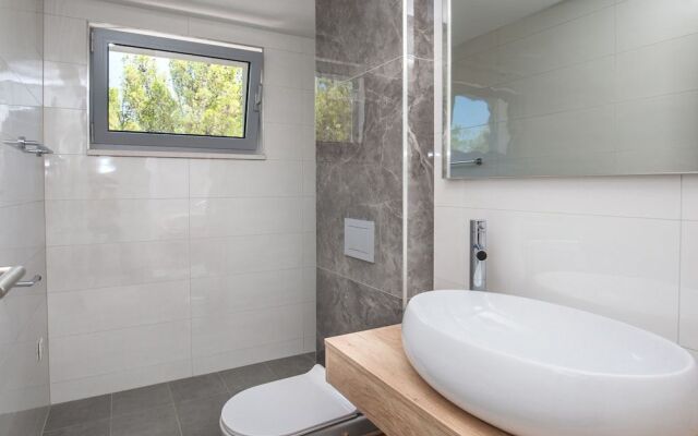 Apartments Dva Galeba