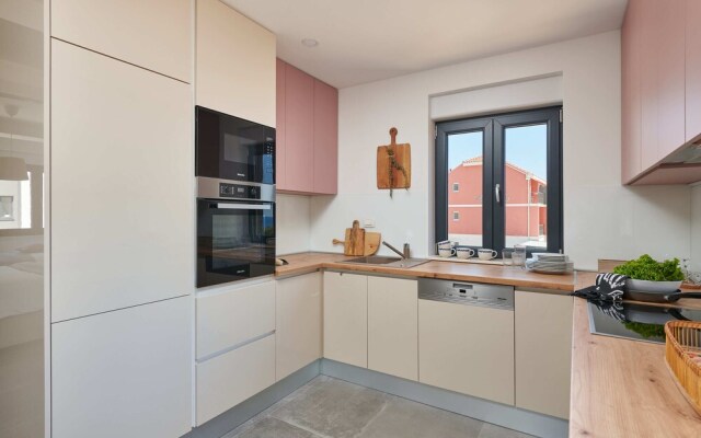 Irena Apartments