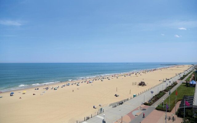 Surfbreak Virginia Beach Oceanfront, Ascend Hotel Collection